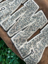 Load image into Gallery viewer, MAMA black outline Puff HTV Transfer